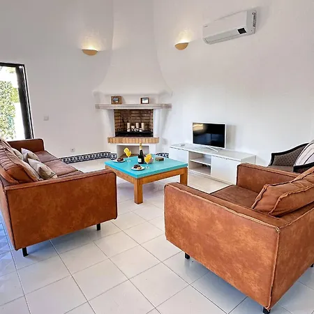 Villa Brasil By Becherish Quarteira
