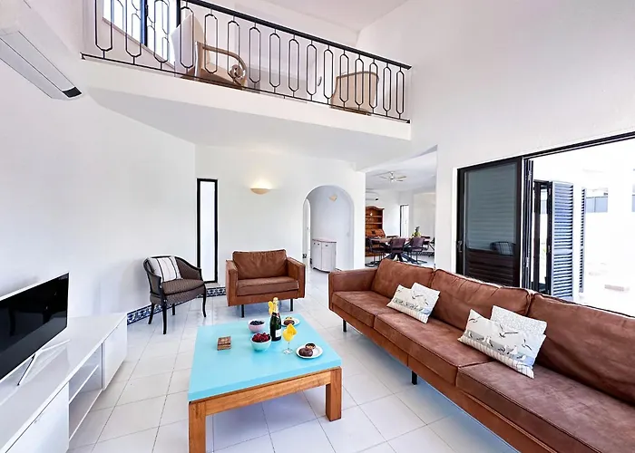 Villa Brasil By Becherish