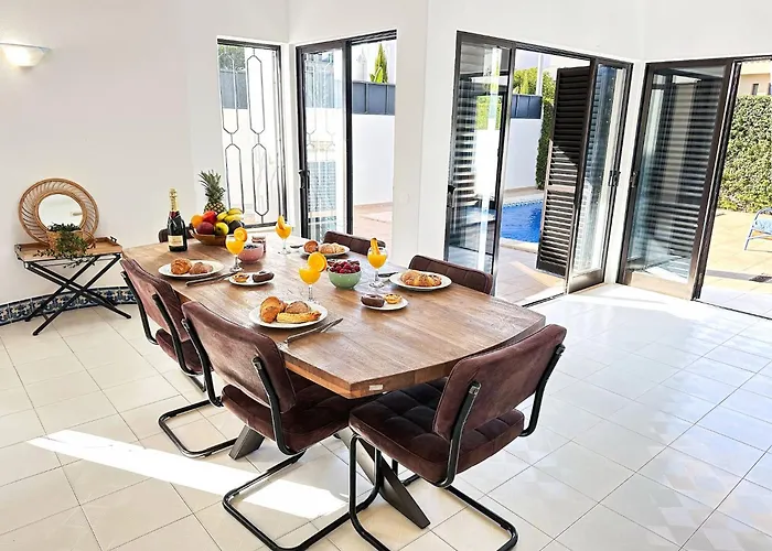 Villa Brasil By Becherish Quarteira